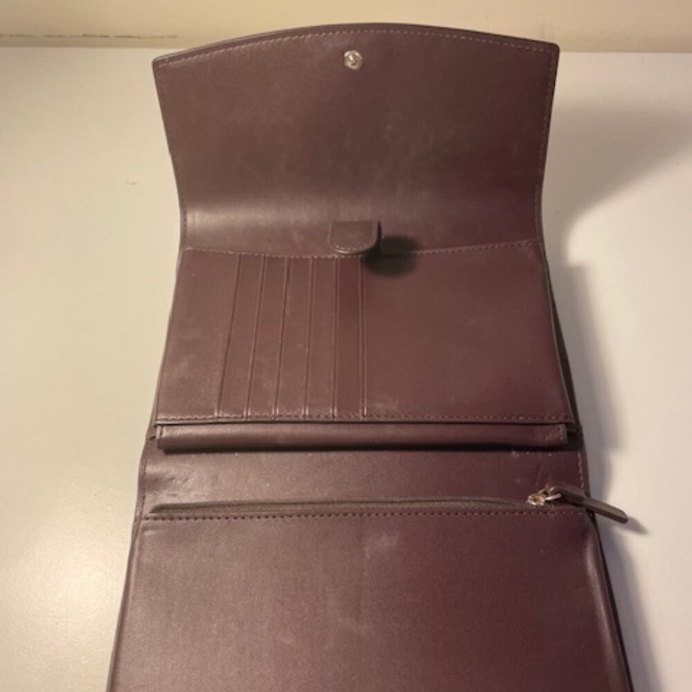 Kate Spade Small Brown Leathered Crossbody/ Wallet - Picture 3 of 5